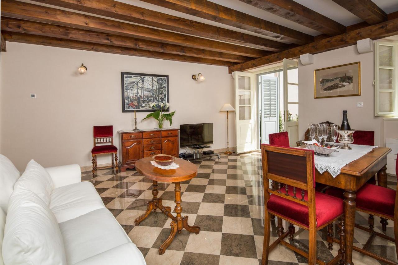 Holiday Home City Walls Hvar Town Kamer foto